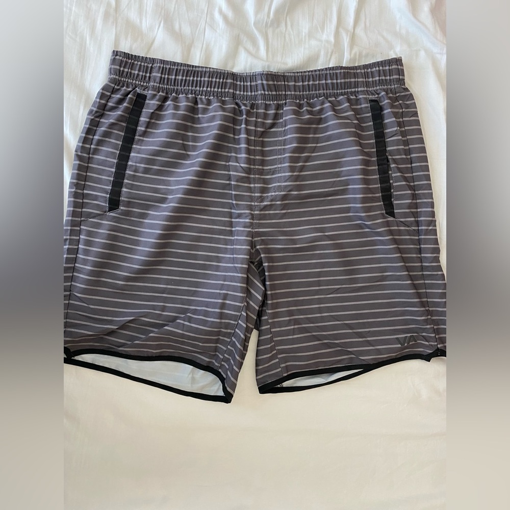 RVCA Sport Striped Yogger Short Size M